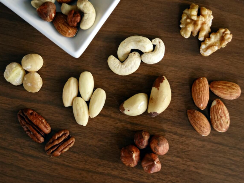 Comparison between Common Types of Nuts