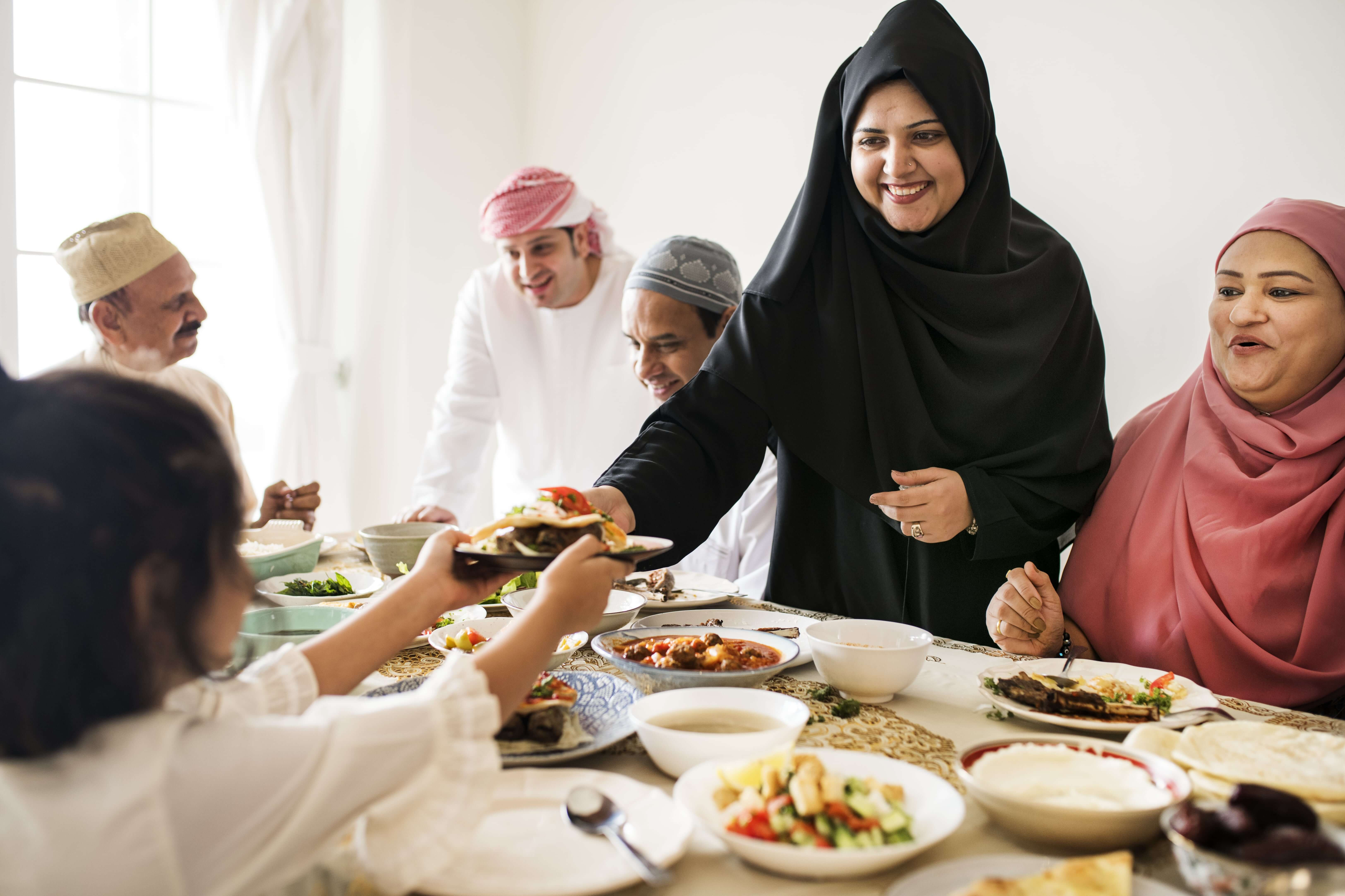 muslim family gathering