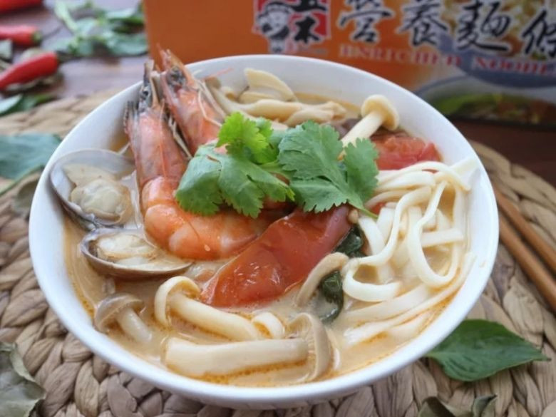Thai Tom Yam Seafood Noodle Soup